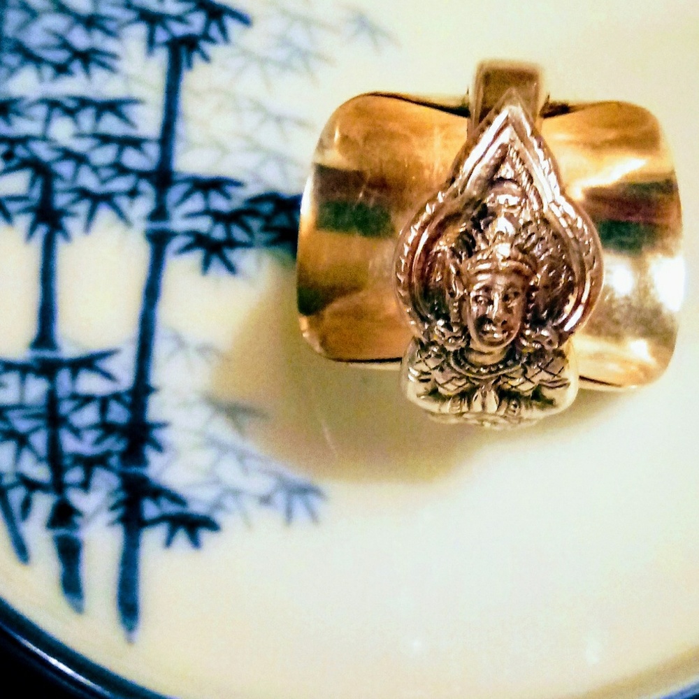 Vintage Sterling Siver Goddess Spoon Ring